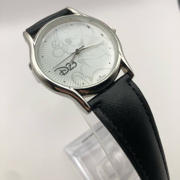 Disney Mickey Mouse Drum D23 Women’s Watch Black Band New Battery White Face - Picture 3 of 10